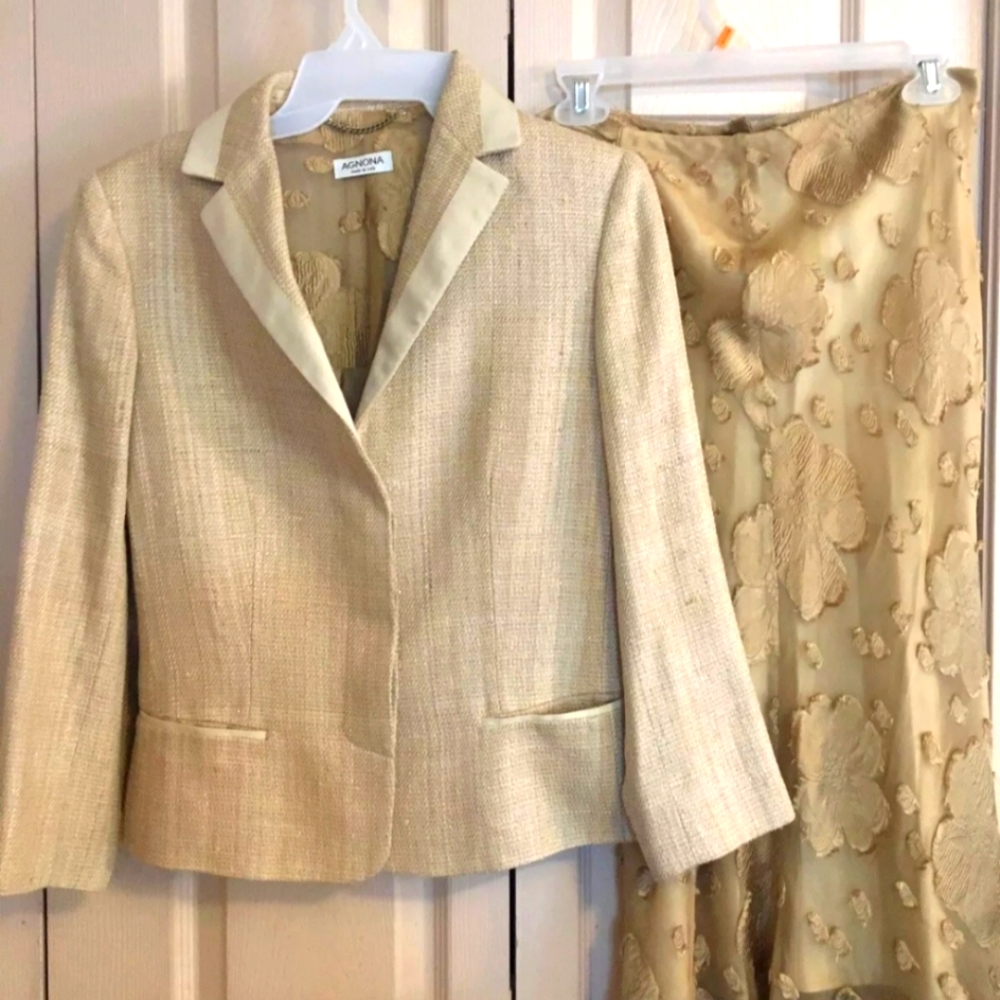 Agnona Beige Textured Blazer